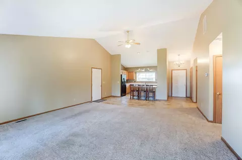 1881 Pinehurst Dr, Springfield, OH 45502 photo 13