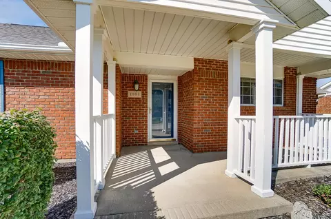 1881 Pinehurst Dr, Springfield, OH 45502 photo 3