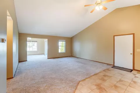1881 Pinehurst Dr, Springfield, OH 45502 photo 16