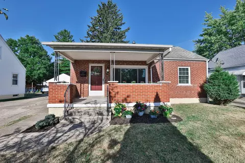 411 Cape Cod Dr, Springfield, OH 45505