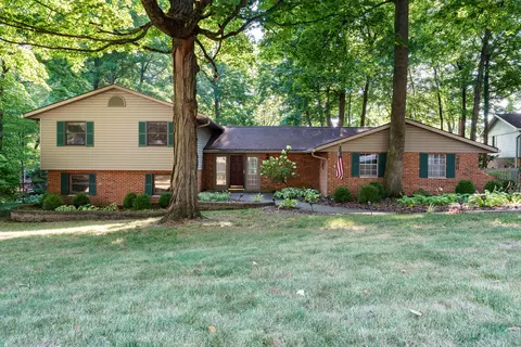 296 Honey Jane Dr, Dayton, OH 45434