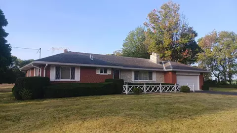 9470 Post Town Rd, Dayton, OH 45426