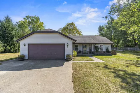 6316 Manete St, Springfield, OH 45502 photo 2