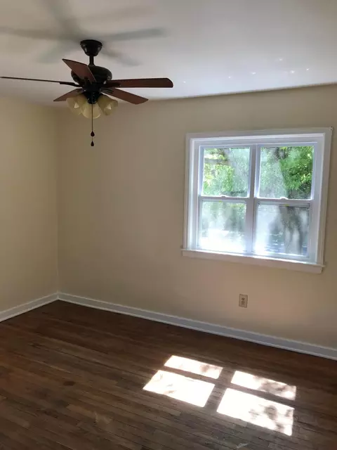 Bedroom - 332 Warren Dr, Springfield, OH 45503 photo 1 of 2