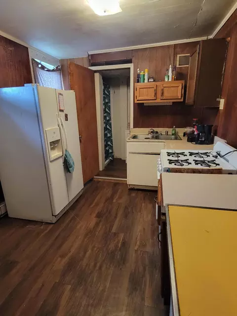 423 N Jackson St, Springfield, OH 45504 photo 8