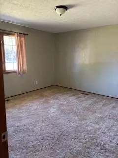 Bedroom - 710 Grandview Dr, Springfield, OH 45503 photo 1 of 5