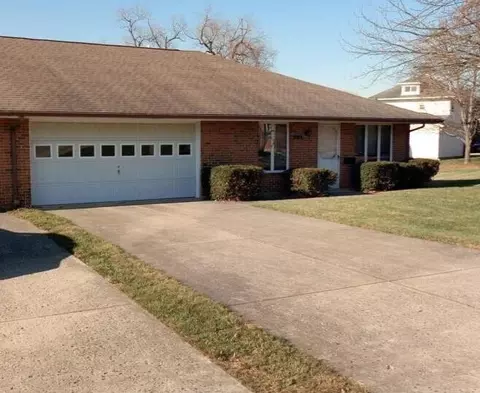 710 Grandview Dr, Springfield, OH 45503