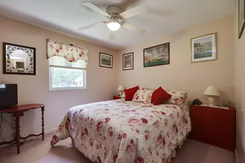 Bedroom - 3847 Rocky Point Rd, Springfield, OH 45502 photo 1 of 6