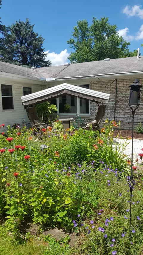 Exterior - 3847 Rocky Point Rd, Springfield, OH 45502 photo 8 of 24