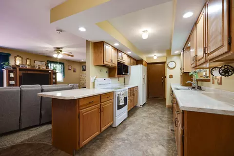 Kitchen - 3847 Rocky Point Rd, Springfield, OH 45502 photo 1 of 4