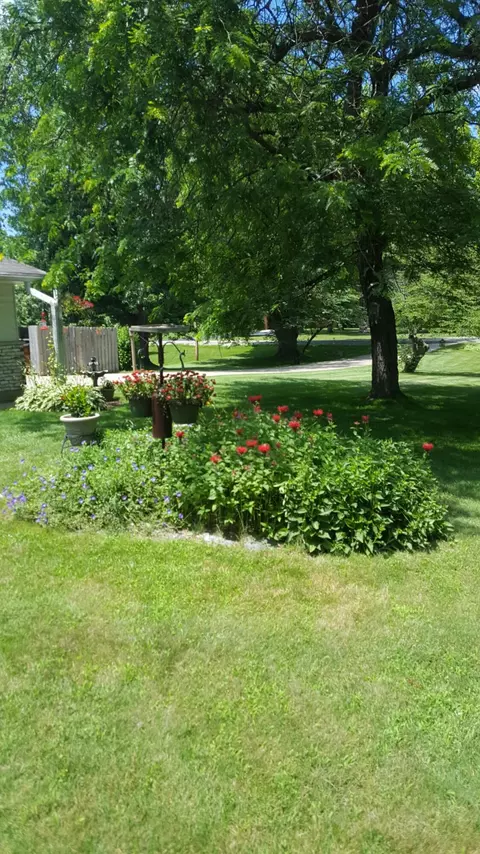 Exterior - 3847 Rocky Point Rd, Springfield, OH 45502 photo 24 of 24