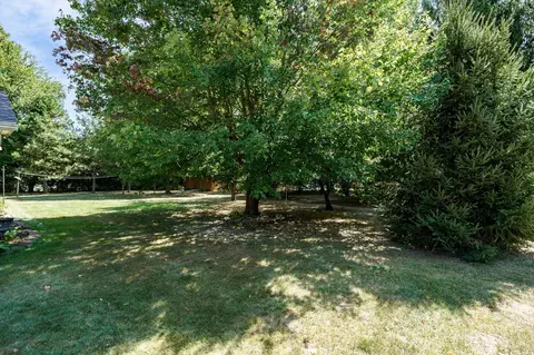 Exterior - 3847 Rocky Point Rd, Springfield, OH 45502 photo 11 of 24