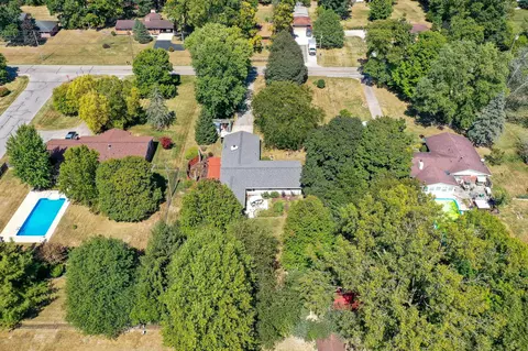 View/Area - 3847 Rocky Point Rd, Springfield, OH 45502 photo 2 of 3