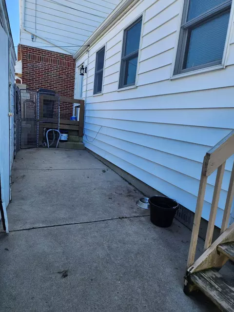 Exterior - 422 E North St, Coldwater, OH 45828 photo 8 of 9