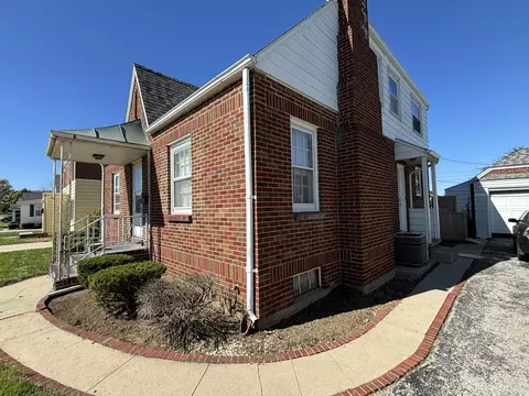 Exterior - 422 E North St, Coldwater, OH 45828 photo 2 of 9