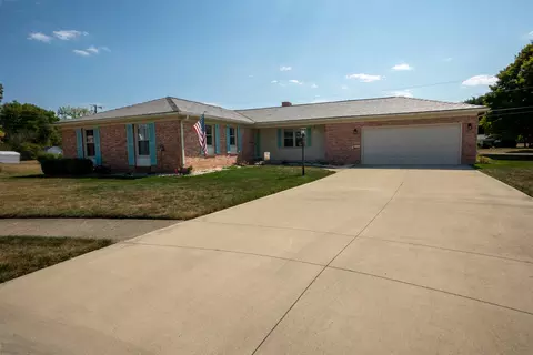 823 Lori Ct, Sidney, OH 45365