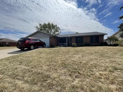 203 W Parkwood St, Sidney, OH 45365
