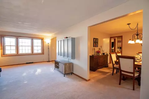 1602 Briarwood Ter, Springfield, OH 45504 photo 6