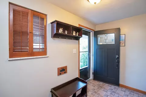 1602 Briarwood Ter, Springfield, OH 45504 photo 3
