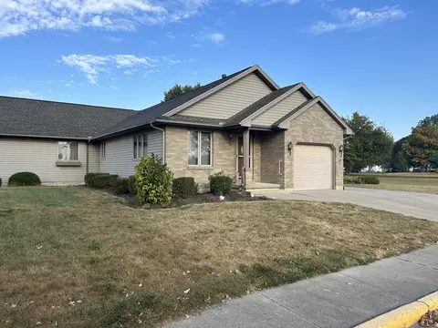 30 Louis St, Fort Loramie, OH 45845