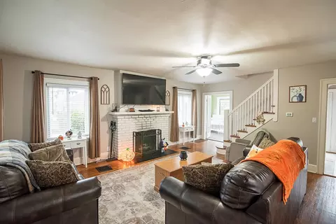 Living - 1336 N Limestone St, Springfield, OH 45503 photo 1 of 4