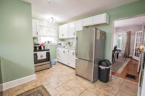 Kitchen - 1336 N Limestone St, Springfield, OH 45503 photo 1 of 2