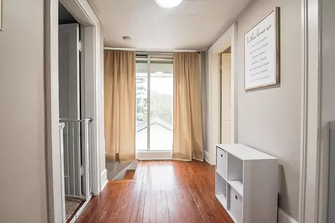 Entry Way - 1336 N Limestone St, Springfield, OH 45503 photo 5 of 6