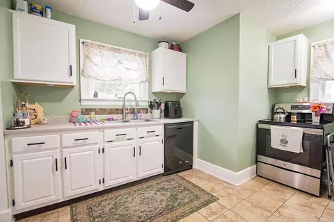 Kitchen - 1336 N Limestone St, Springfield, OH 45503 photo 2 of 2