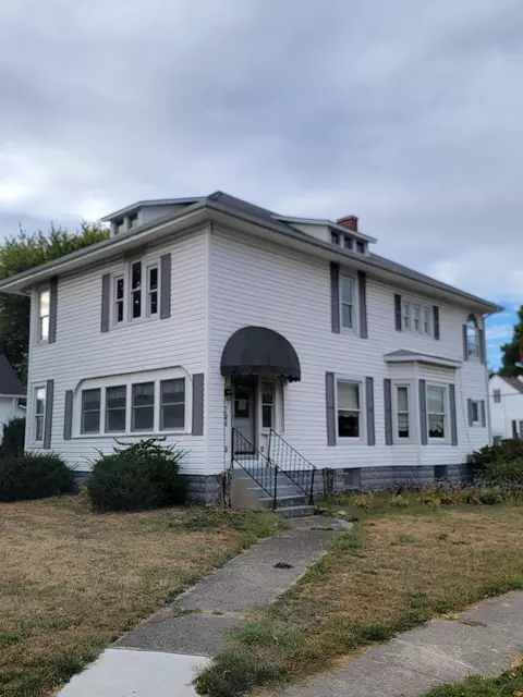 204 W Lynn St, Saint Paris, OH 43072