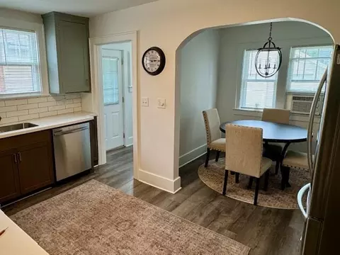 Dining - 124-126 E 3rd St, Springfield, OH 45504 photo 1 of 2