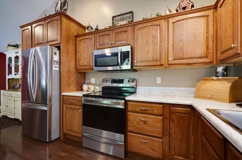 Kitchen - 4638 Eastridge St, Springfield, OH 45503 photo 3 of 4