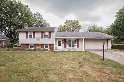3136 Bristol Dr, Springfield, OH 45503