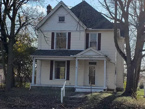 1417 E High St, Springfield, OH 45505