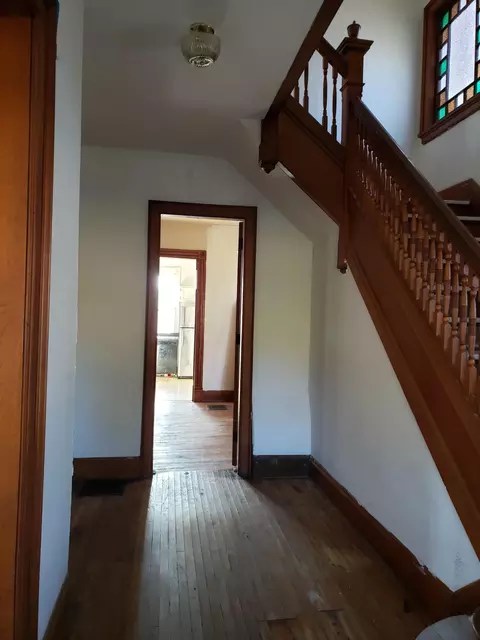 Entry Way - 1417 E High St, Springfield, OH 45505 photo 1 of 6