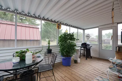 2860 Locust Dr, Springfield, OH 45504 photo 32