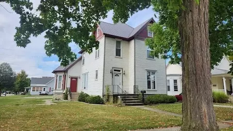 129 S Ash St, Saint Marys, OH 45885