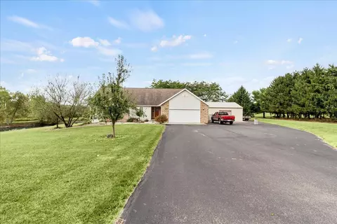 2869 N County Road 5, Bellefontaine, OH 43311