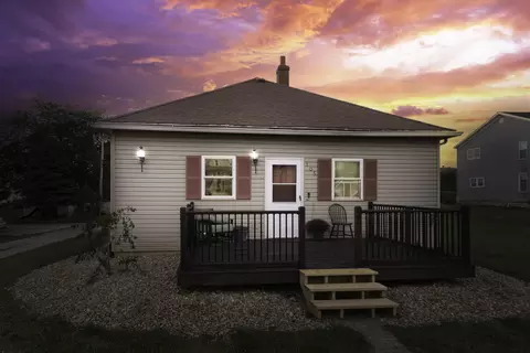 105 N Pike St, Anna, OH 45302