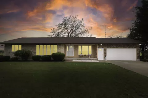 3111 Russia Rd, Russia, OH 45363