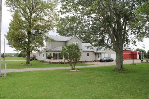 3226 Cox Rd, Greenville, OH 45331