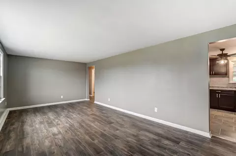 Living - 1450 Moorefield Rd, Springfield, OH 45503 photo 3 of 3