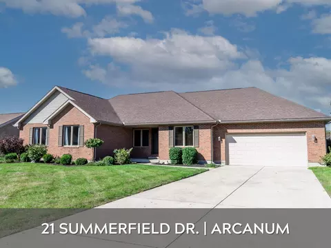 21 Summerfield Dr, Arcanum, OH 45304