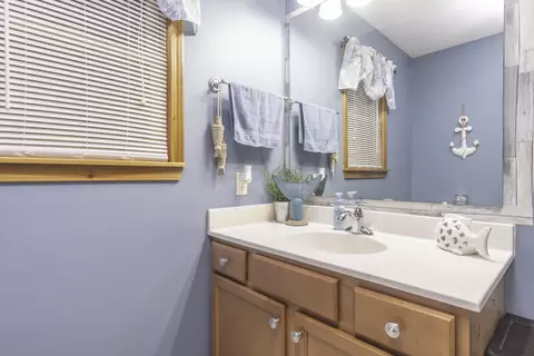 Bath - 12803 Luthman Rd, Minster, OH 45865 photo 4 of 4