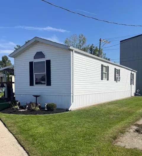 2100 Celina Rd #7, Saint Marys, OH 45885