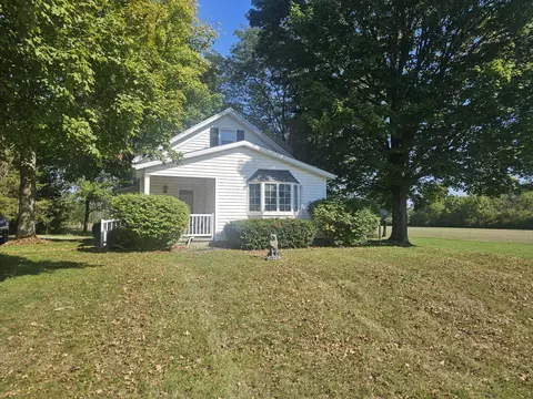 7017 Troy Urbana Rd, Casstown, OH 45312