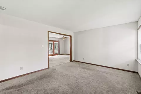 2370 W Possum Rd, Springfield, OH 45506 photo 12