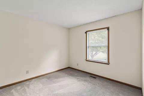 2370 W Possum Rd, Springfield, OH 45506 photo 24