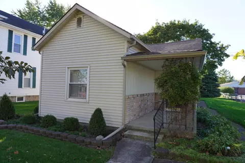 603 S Perry St, Wapakoneta, OH 45895