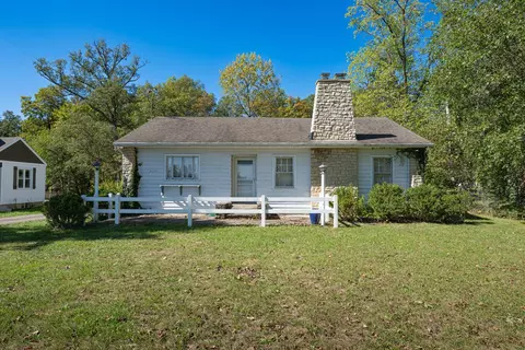3081 Springfield Jamestown Rd, Springfield, OH 45505 photo 2