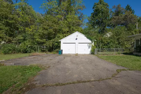 3081 Springfield Jamestown Rd, Springfield, OH 45505 photo 8